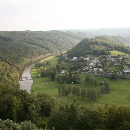 Ardenne Mini Feriehus Rochehaut